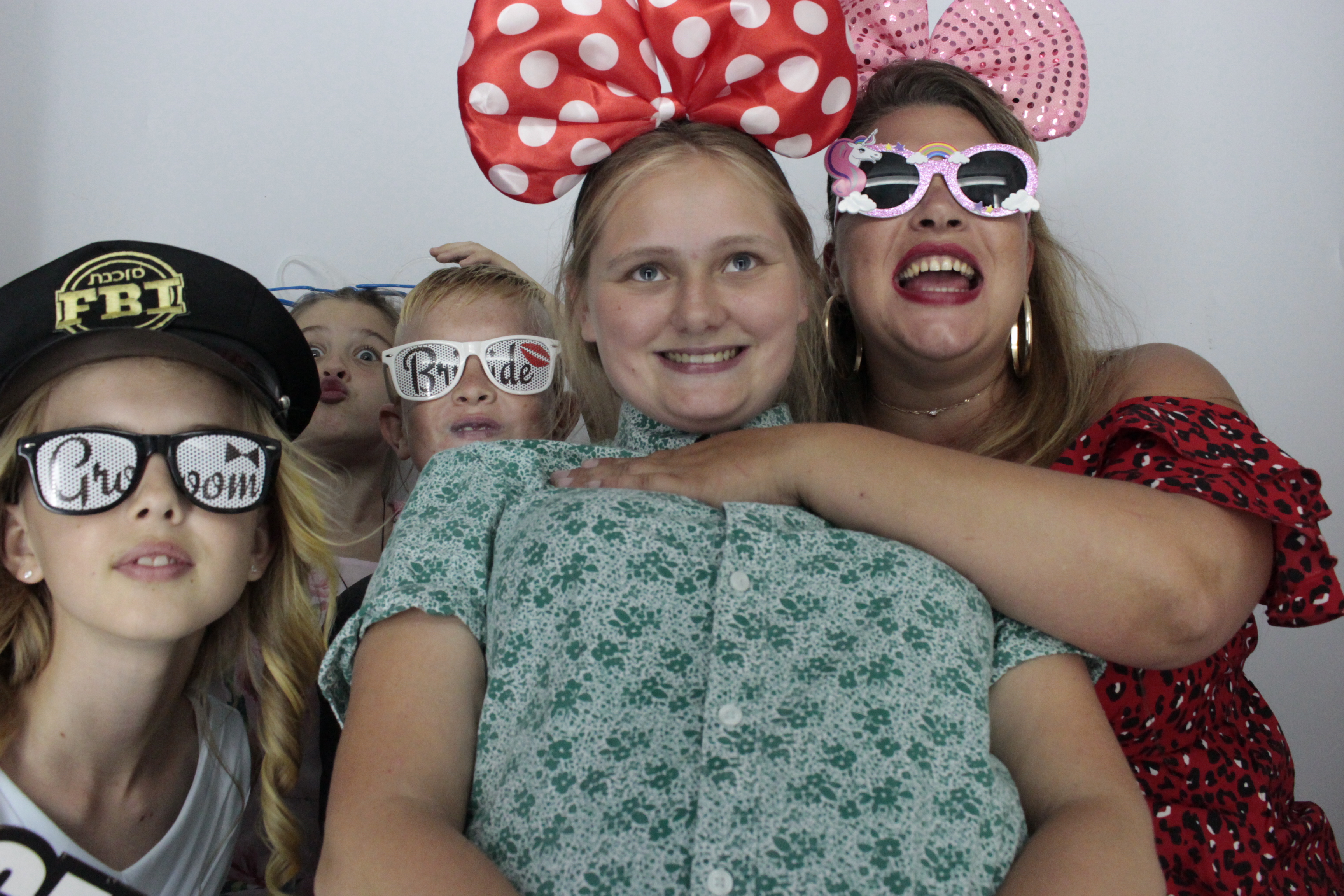Richard & Karen's Wedding Reception | View more photos from the event at gallery.myphotoboothexperience.co.uk/u/MyPhotoBoothExperienceLtd/Richard-Karens-Wedding-Reception